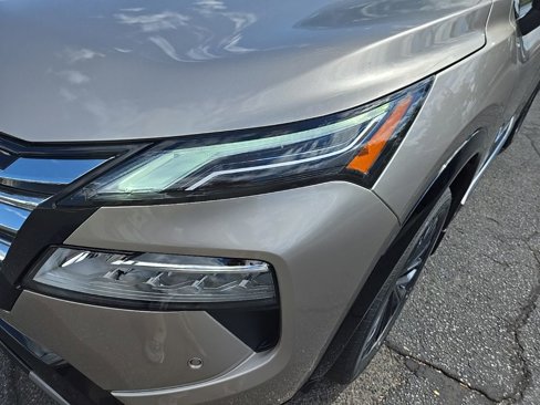 New 2026 Nissan Rogue Platinum image 34