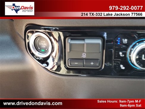 New 2026 GMC Sierra 1500 SLT image 28