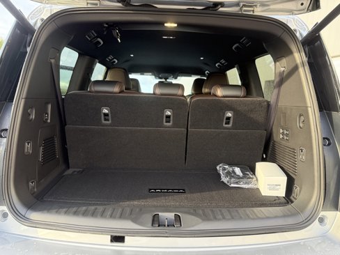 New 2026 Nissan Armada SL w/ Captain's Chari Seat Package image 30