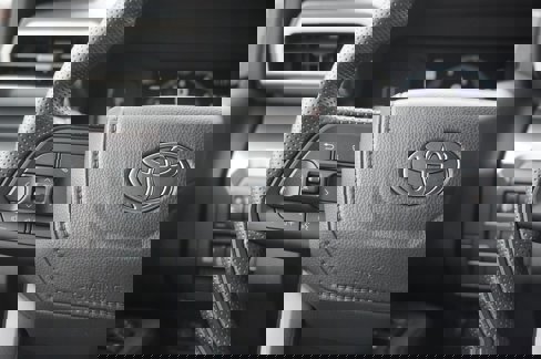New 2025 Toyota Tacoma SR5 image 31