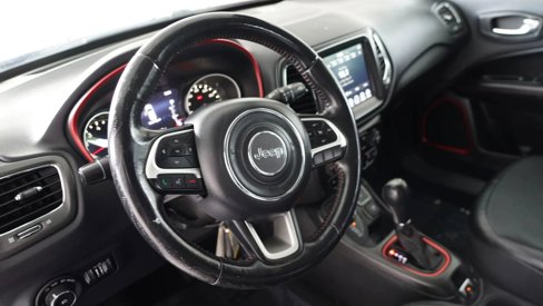 Used 2018 Jeep Compass Trailhawk image 3
