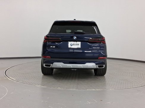 New 2026 BMW X5 sDrive40i w/ Climate Comfort Package image 10