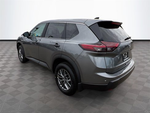 New 2026 Nissan Rogue S image 5