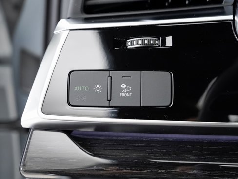 Certified 2025 Audi Q7 3.0T Premium Plus image 10