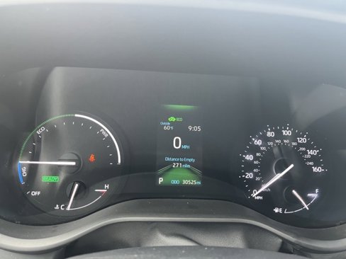 Used 2024 Toyota Sienna LE image 35