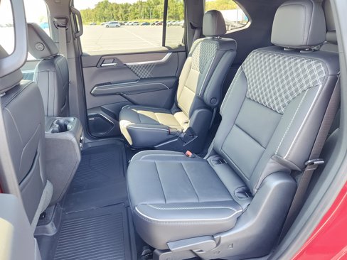 New 2026 GMC Acadia Denali w/ Super Cruise Package image 8