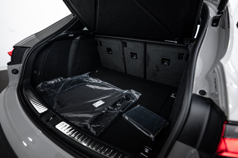 New 2026 Porsche Macan image 25