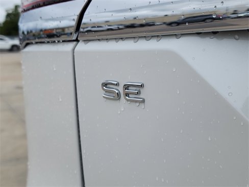 New 2026 Volkswagen Atlas SE image 5
