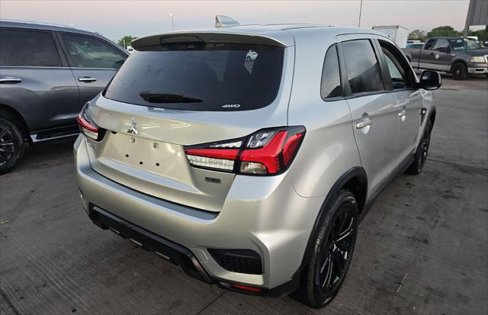 Used 2025 Mitsubishi Outlander Sport AWD image 6
