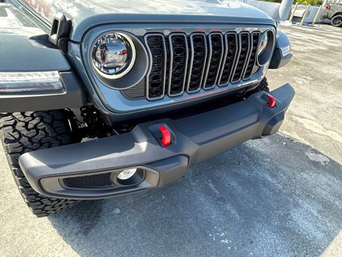 New 2025 Jeep Wrangler Unlimited Rubicon image 19