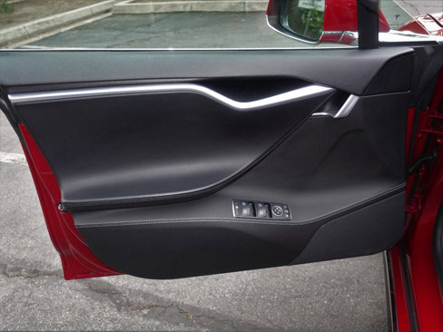 Used 2015 Tesla Model S P85D image 21
