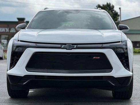 Used 2024 Chevrolet Blazer EV RS image 12