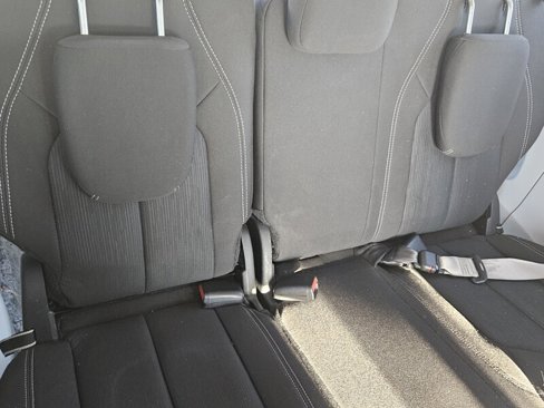 Used 2023 Chrysler Voyager LX image 16