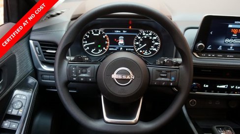 Used 2023 Nissan Rogue SV image 11