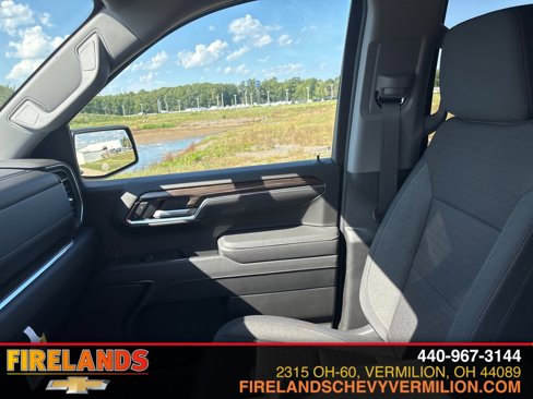 New 2026 Chevrolet Silverado 1500 LT Trail Boss w/ LPO, Dark Essentials Package image 12