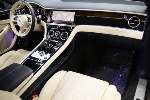 Used 2022 Bentley Continental GT image 14