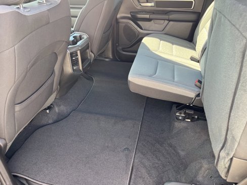 New 2026 RAM 1500 4x4 Crew Cab image 18