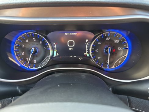 New 2026 Chrysler Pacifica Select image 13