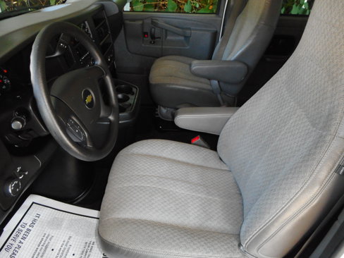 Used 2016 Chevrolet Express 3500 LT w/ LT Preferred Equipment Group image 13