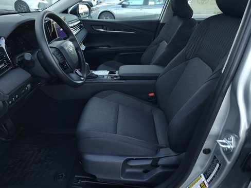 New 2026 Toyota Camry XLE image 11