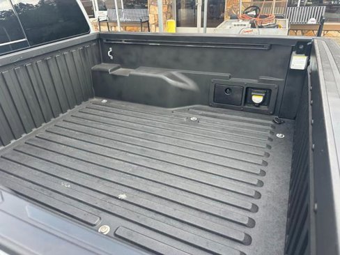 Used 2019 Toyota Tacoma SR5 image 5