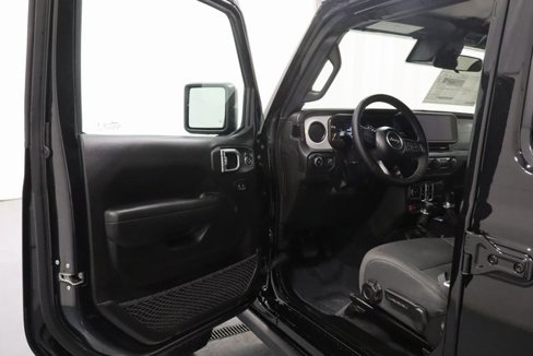 New 2025 Jeep Wrangler Willys image 9