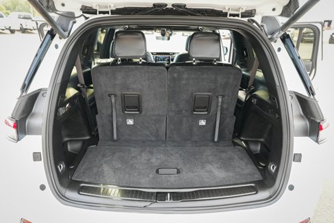 Used 2024 Jeep Grand Cherokee L Limited w/ Luxury Tech Group II image 30