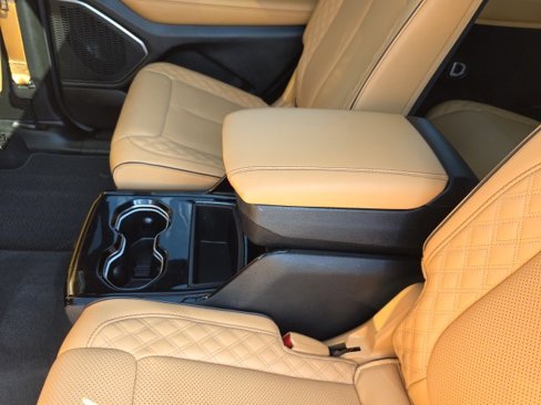 Used 2024 Jeep Grand Cherokee L Summit w/ Advanced Protech Group IV image 43