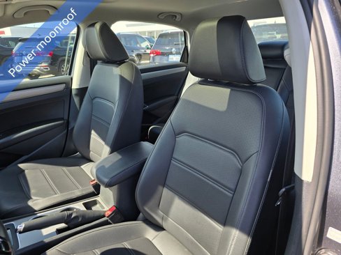 Used 2022 Volkswagen Passat 2.0T SE image 23