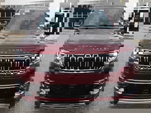 New 2025 Jeep Wagoneer Series II w/ Premium Group I image 37