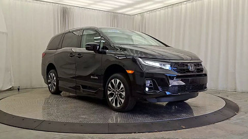 Used 2025 Honda Odyssey Elite image 5