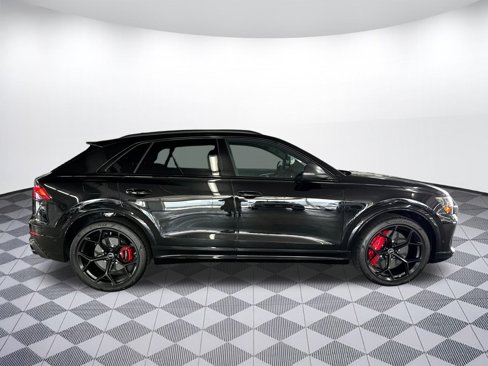 New 2025 Audi RS Q8 performance image 8