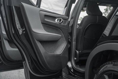 New 2026 Volvo XC40 B5 Ultra w/ Protection Package Premier image 37