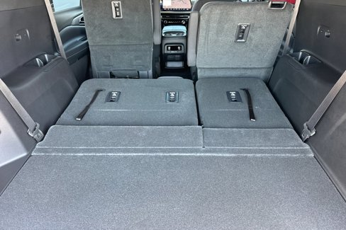 New 2026 Chevrolet Traverse LT w/ Enhanced Driving Package image 16