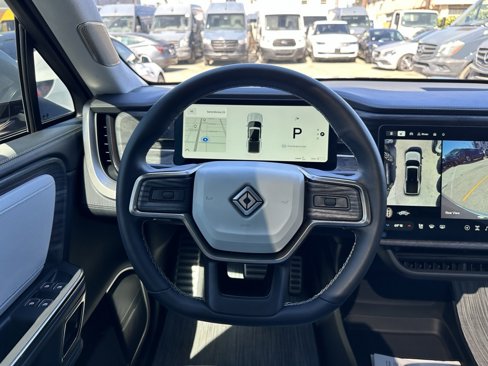 Used 2023 Rivian R1T Adventure image 30