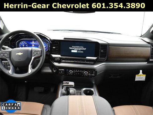 Used 2024 Chevrolet Silverado 1500 High Country w/ High Country Premium Package image 18