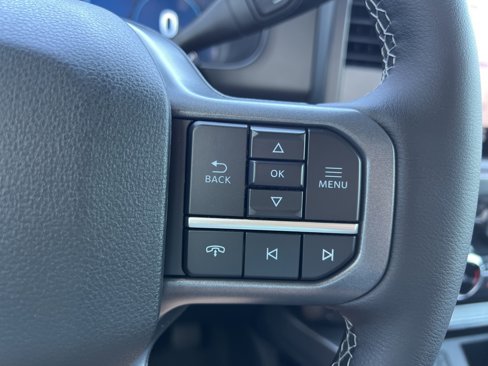 New 2025 Ford F250 Lariat w/ Chrome Package image 17