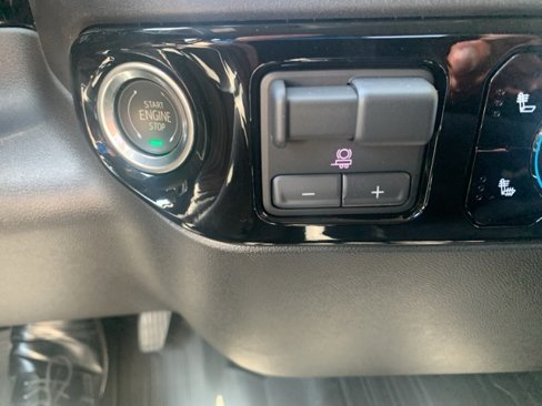 New 2026 GMC Sierra 1500 Elevation w/ LPO, Elevation Black Package image 27