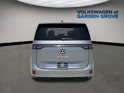 New 2025 Volkswagen ID. Buzz Pro S image 9