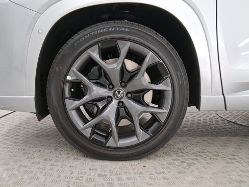 New 2025 Lexus TX 500h AWD image 11