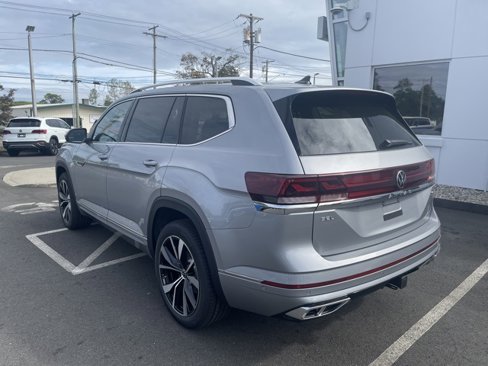 New 2026 Volkswagen Atlas SEL Premium R-Line image 9