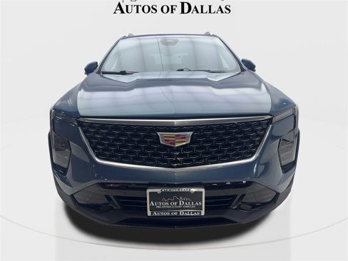 Used 2025 Cadillac XT4 Premium Luxury w/ Technology Package image 3
