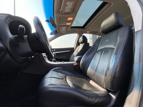 Used 2009 INFINITI G37 x image 10