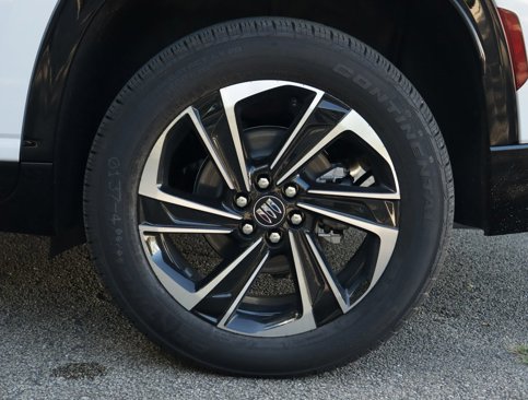 New 2026 Buick Enclave Sport Touring w/ Power Package image 46