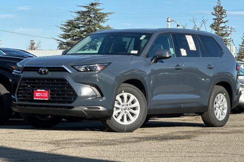 New 2026 Toyota Grand Highlander AWD Hybrid image 2
