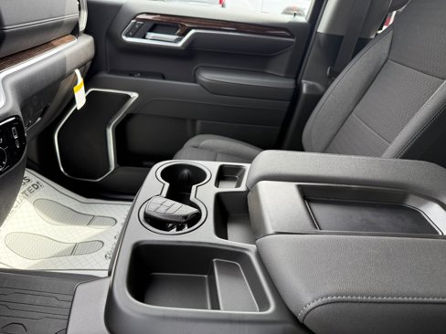 New 2026 GMC Sierra 1500 SLE w/ Preferred Package image 30
