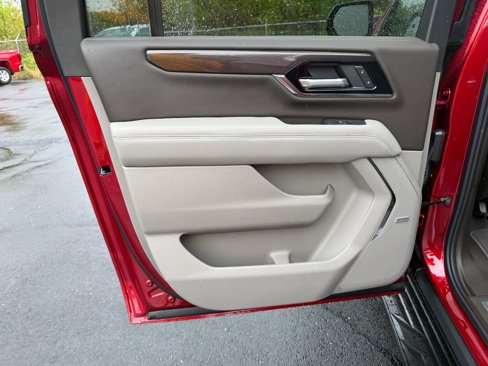 New 2025 GMC Yukon XL Elevation image 19