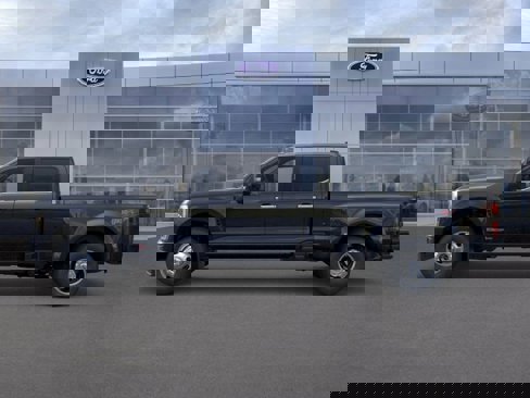 New 2026 Ford F350 Platinum image 3