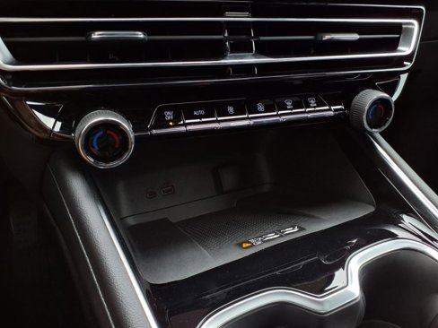 New 2025 Chevrolet Traverse Z71 w/ Enhanced Driving Package image 21