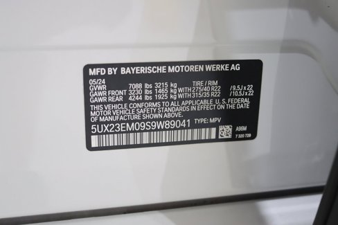 Used 2025 BMW X7 xDrive40i w/ M Sport Package image 48